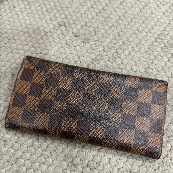 Louis Vuitton wallet - Picture 10 of 14